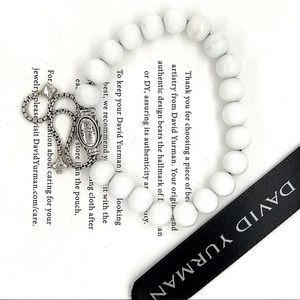 David Yurman 8 mm Spiritual Beads Bracelet
White Agate Adjustable New Woman DY